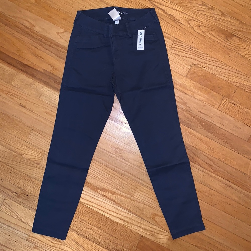 NWT Old Navy Pixie Pant